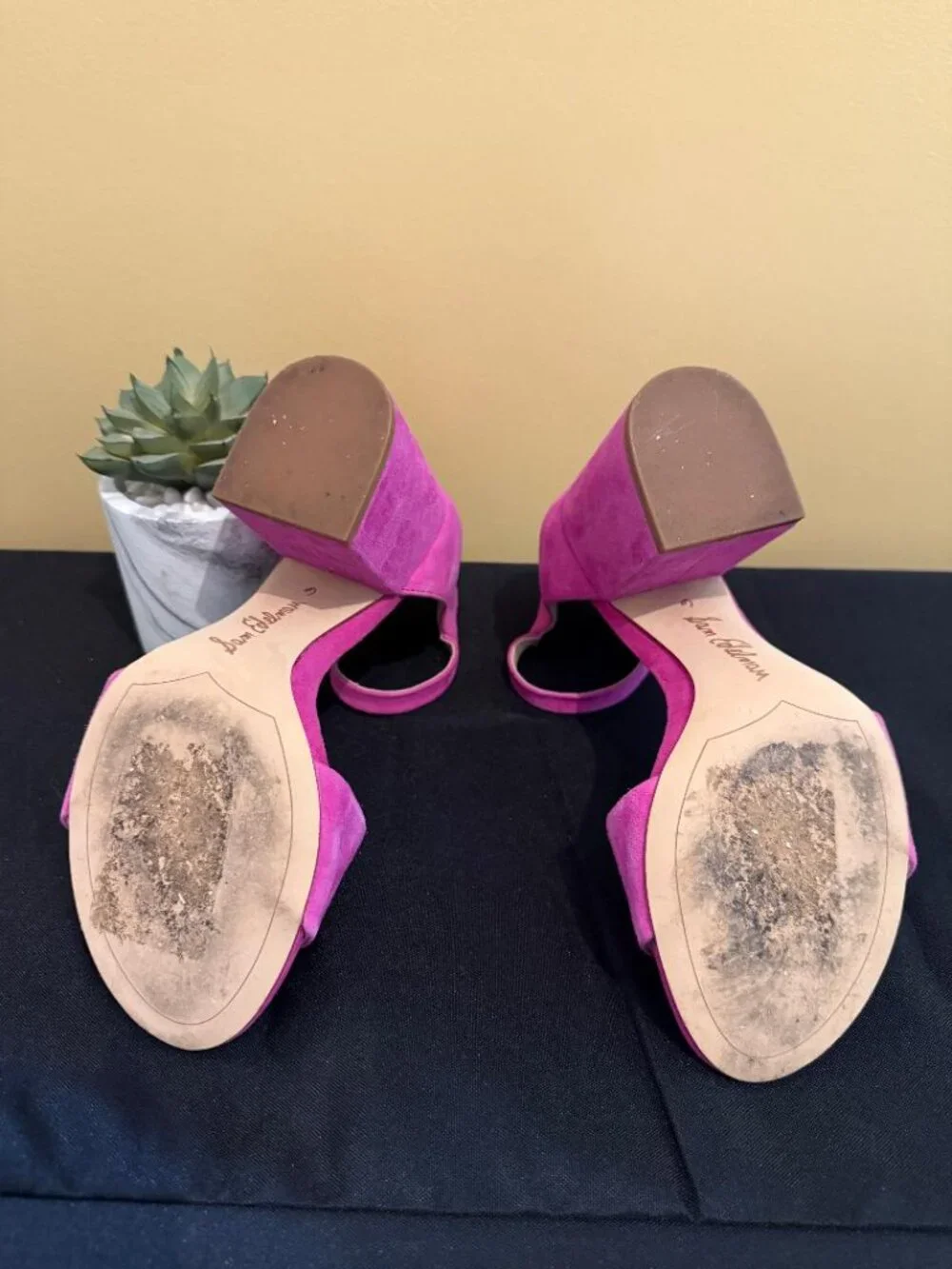 Sam Edelman Fuchsia Suede Block Heel Ankle Strap Sandals Size 6 EUC - Picture 6 of 15
